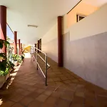206 Angeles Apartment