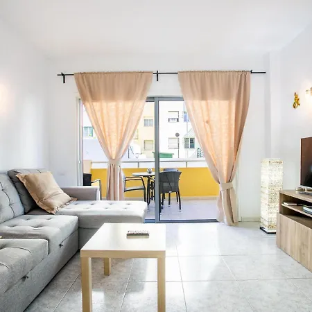 206 Angeles شقة أرونا